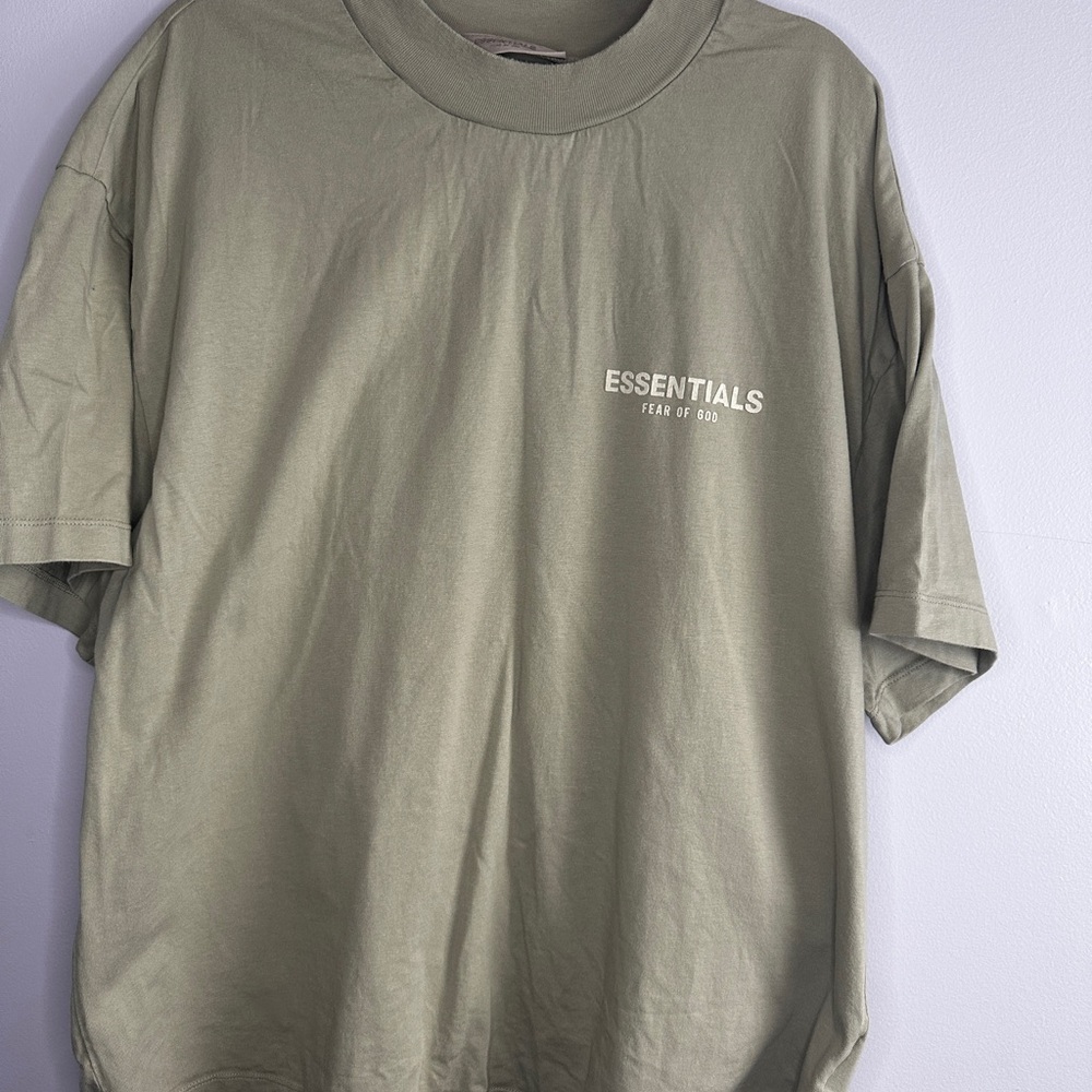 Essentials T-shirt